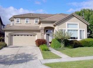 1113 Valley Oak Ct, Petaluma, CA
