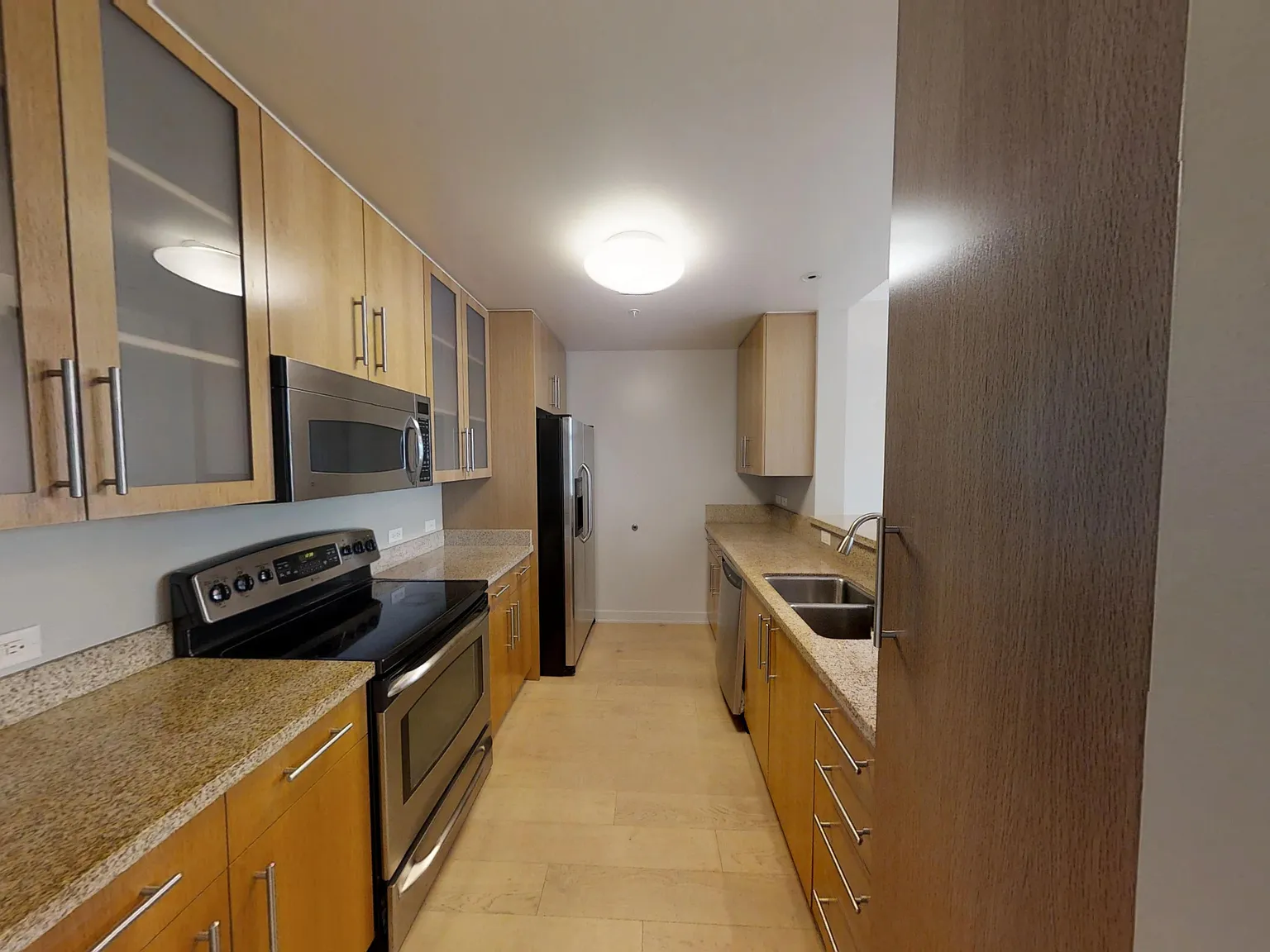 2 bed, 2.0 bath, 1200 sqft, $3,425 — Photo 4