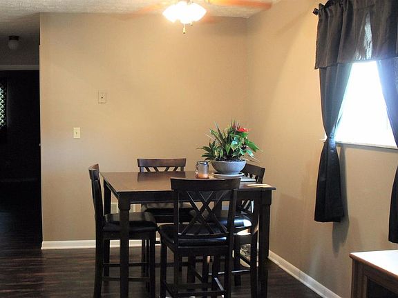 5th image of 2070 Woodtrail Dr APT 76