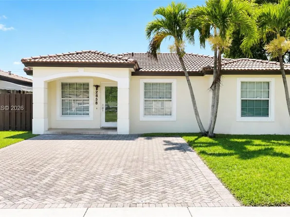 25586 SW 138th Pl, Homestead, FL 33032