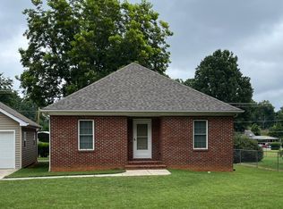 204 W Carr St, Mebane, NC 27302
