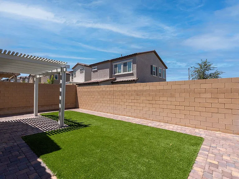 10620 Carnes Ave — Photo 43