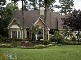 305 Hamilton Park Dr, Roswell, GA 30075