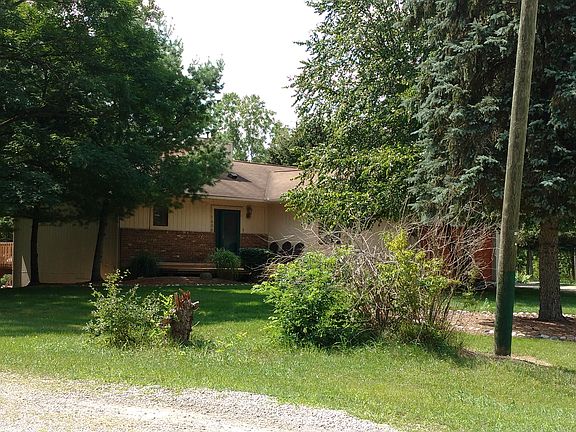 3rd image of 1600 Coogan Dr