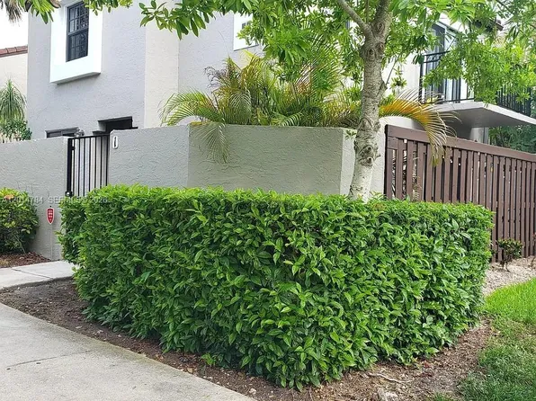 10425 SW 154th Ct APT 1, Miami, FL 33196