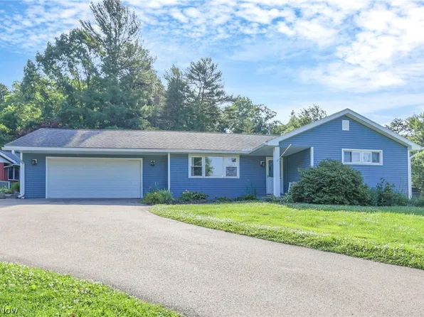 3140 Nob Hill Rd, Zanesville, OH 43701
