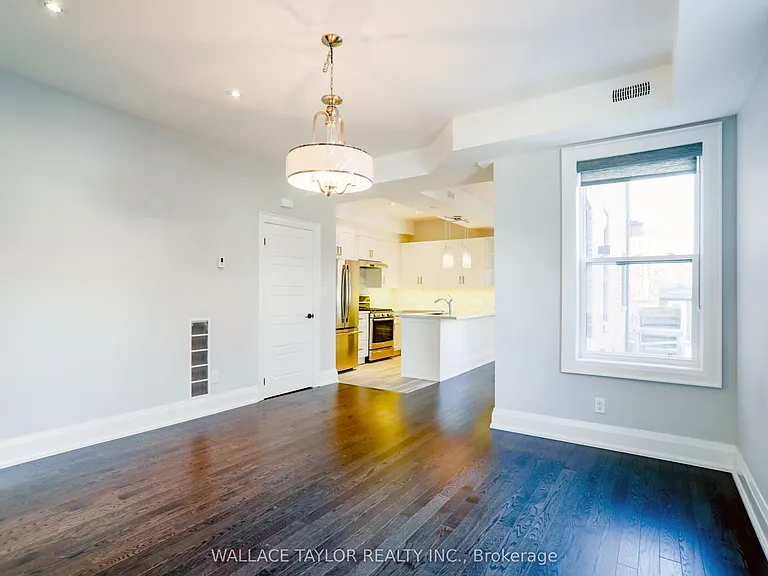 148 Carlaw Ave #UPPER — Photo 28