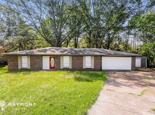 1407 Sleepy Hollow Dr, Jackson, MS 39212