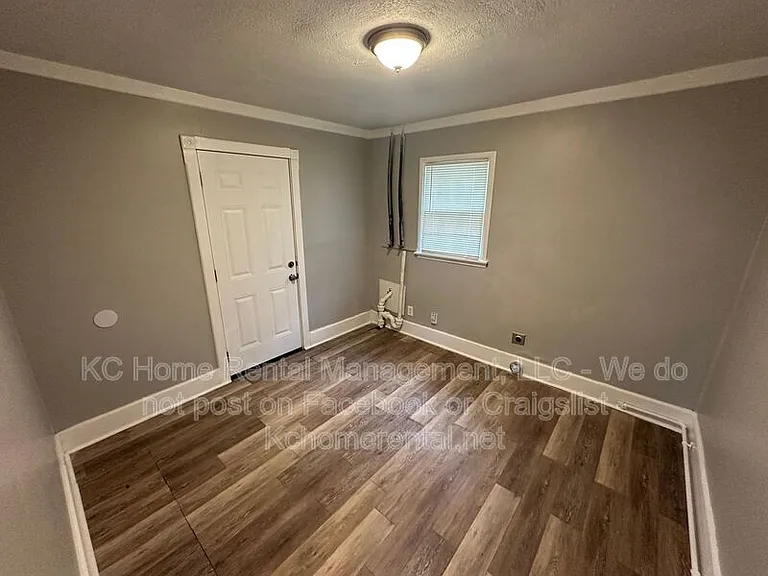 7707 E 108th Ter — Photo 11