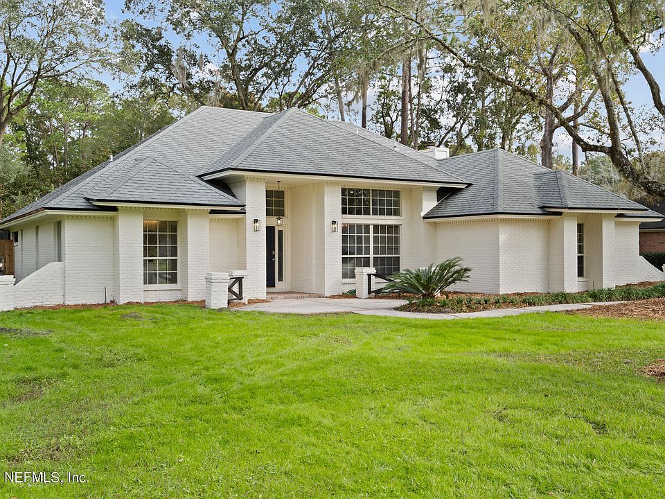 1st image of 11821 Gran Crique Ct S