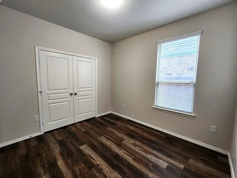 24106 Silver Sunset Ln — Photo 8