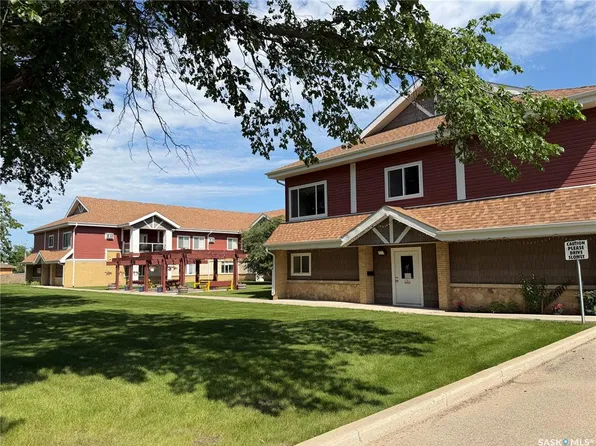 UNIT 109-302 Bemister AVENUE E, Melfort, SK S0E 1A0