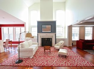 8 Hubbard St, Lenox, MA 01240