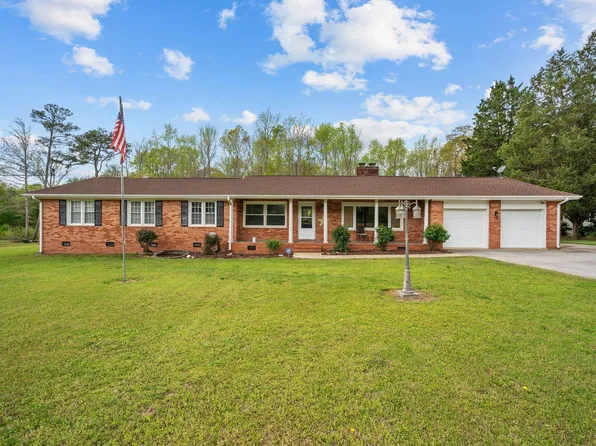 33 Government Rd, Clayton, NC 27520