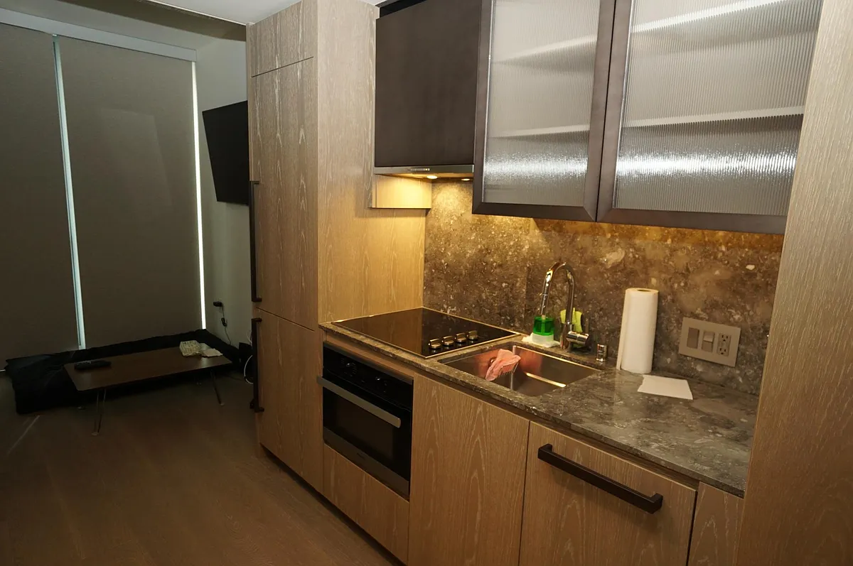 Building Photo - 1000 Auahi St #434