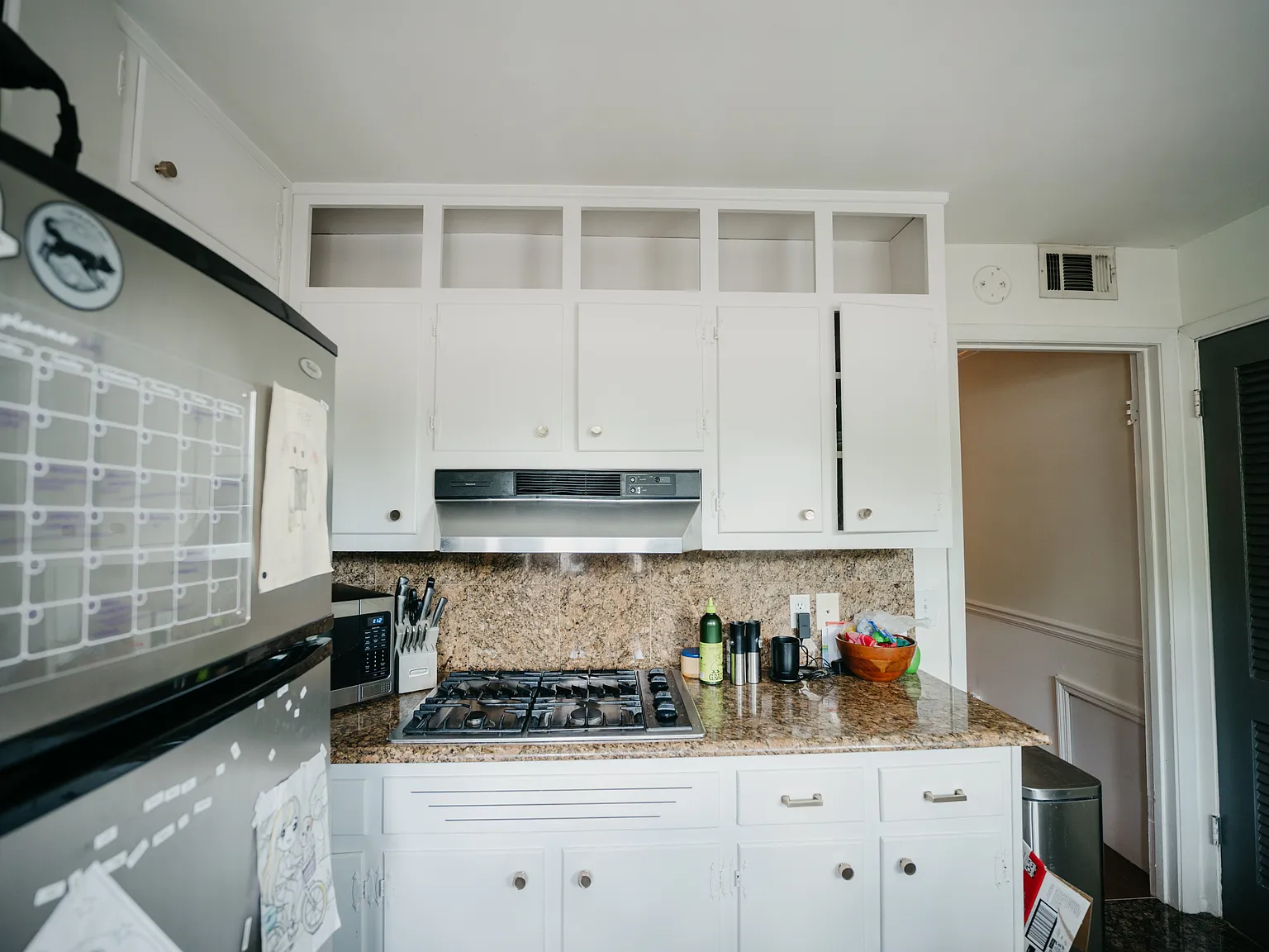 2 bed, 980 sqft, $1,900 — Photo 2