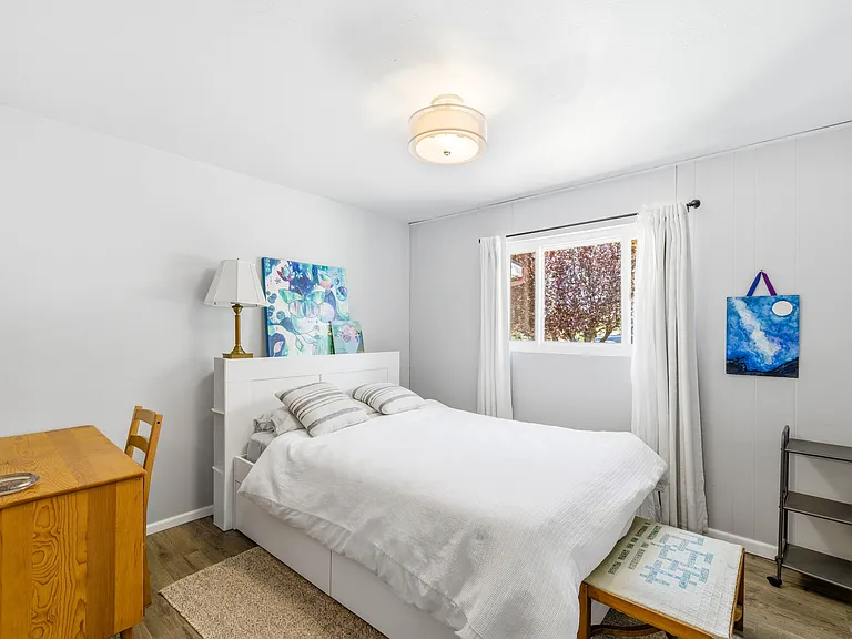 304 W Pine Ave — Photo 10