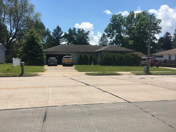 1320 Main St, Onalaska, WI 54650