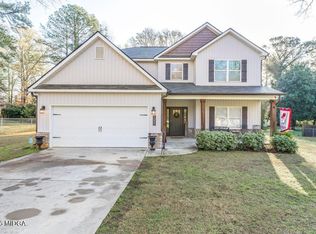 1051 Warwick Dr, Macon, GA 31210