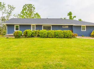 8011 Shallowford Rd, Chattanooga, TN 37421