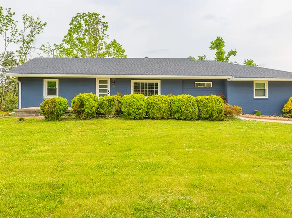 8011 Shallowford Rd, Chattanooga, TN 37421