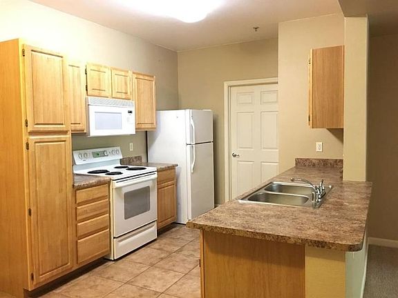 3rd image of 501 Gibson Dr APT 2522