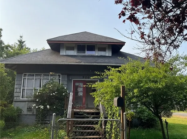 906 Maple Street, Hoquiam, WA 98550
