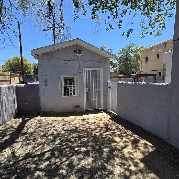 106 Mesa St SE #106