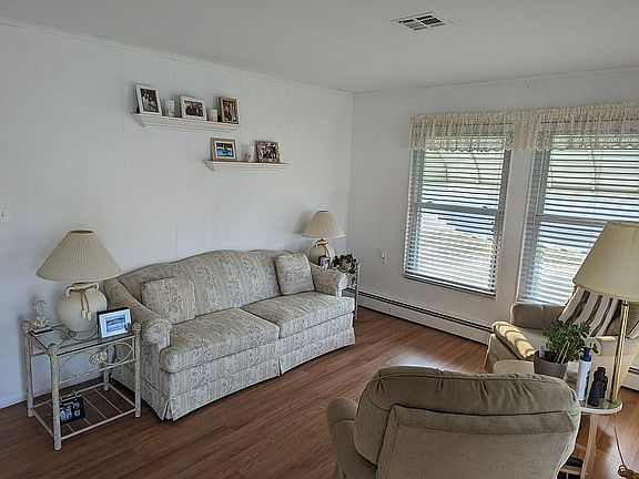 3rd image of 31 Tivoli St