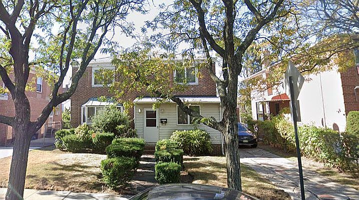 1st image of 6220 Dieterle Cres