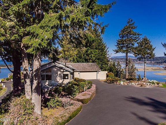 2nd image of 408 Siletz View Ln