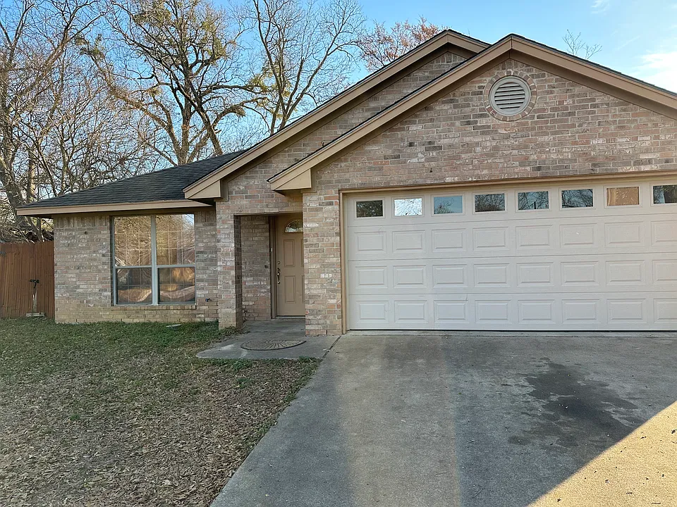 334 Hill Ave