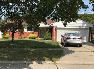 35646 Wood St, Livonia, MI 48154