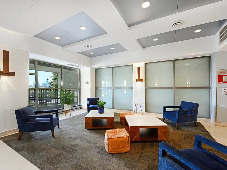 100 Manhattan Ave #2103 — Photo 11