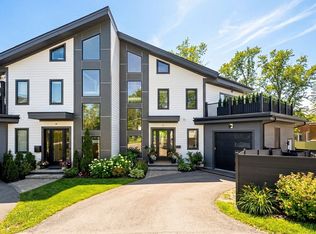 18 Josselyn Pl #18, Newton Highlands, MA 02461