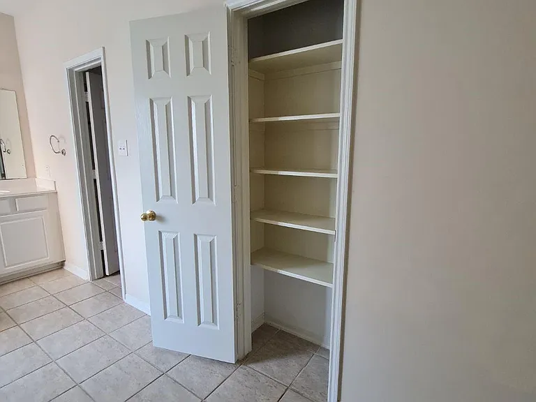 503 Nadia Way — Photo 27