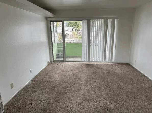 990 Kains Ave #3, Albany, CA 94706