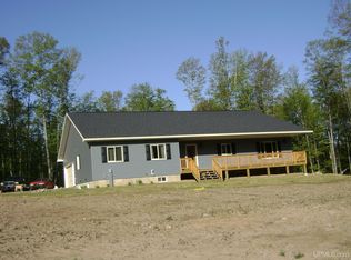 199 Dons Rd, Iron River, MI 49935