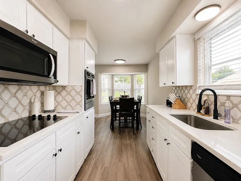 6612 Murel Dr — Photo 16