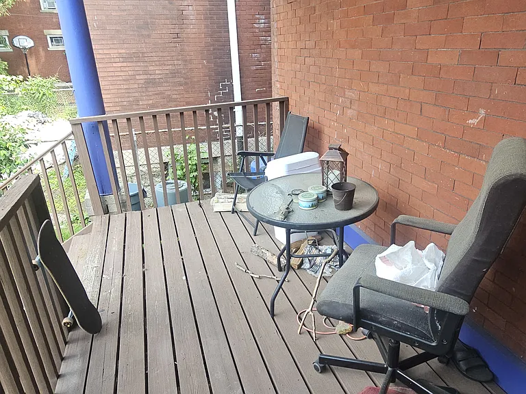 616 Summerlea St #1 — Photo 11