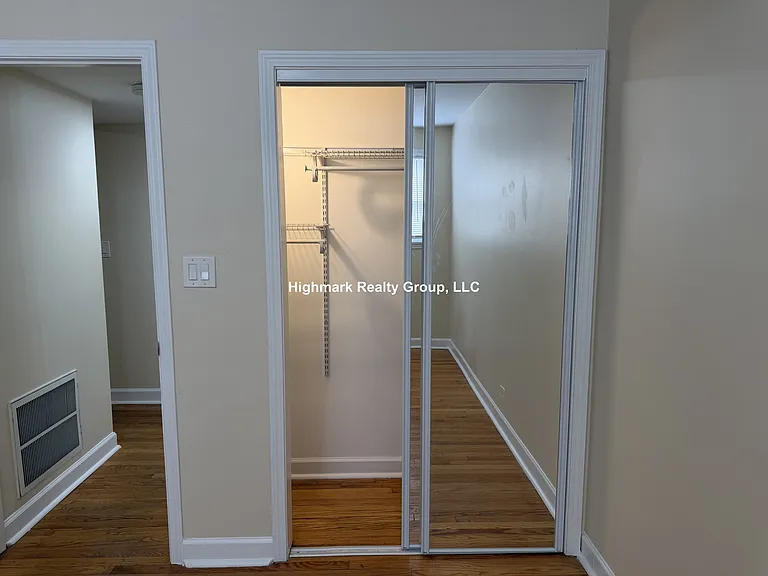 2642 W Foster Ave #105C — Photo 9