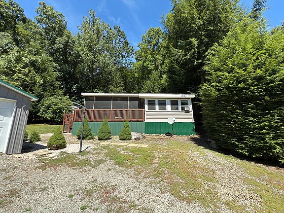4th image of 156 Julius Dr