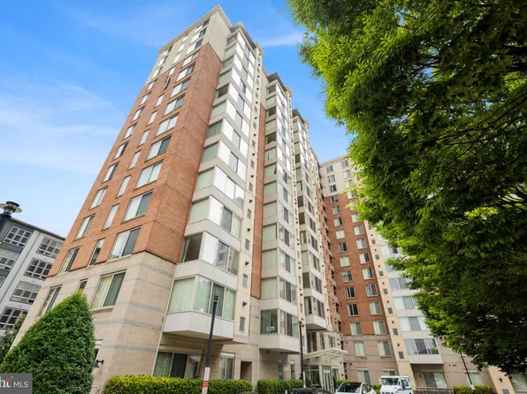 2726 Gallows Rd APT 1415, Vienna, VA 22180
