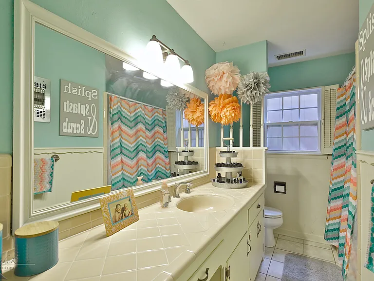 2132 Sylvan Dr — Photo 26