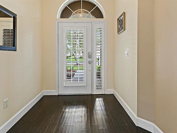 3rd image of 10221 Millport Dr