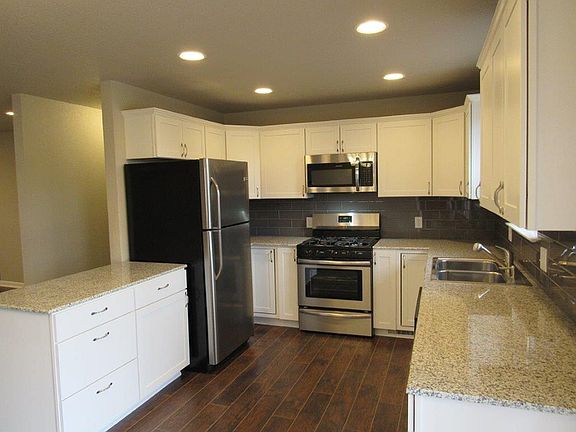 2nd image of 321 W Eliff St