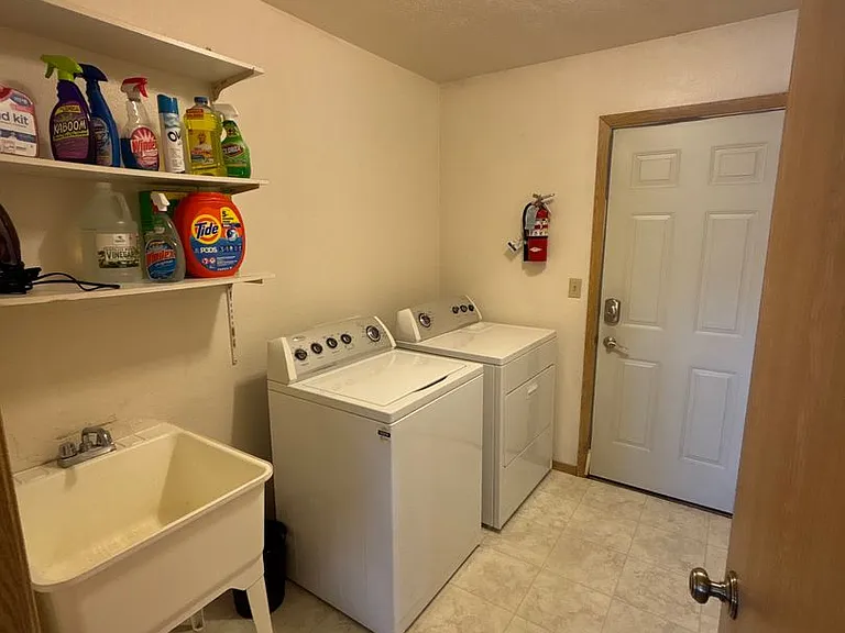 213 Yukon Dr — Photo 10