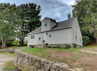 1000 Snake Hill Rd, Glocester, RI 02857