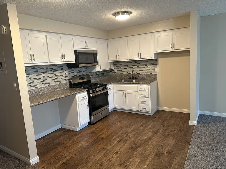 Arroyo Vista Apartments — Photo 30