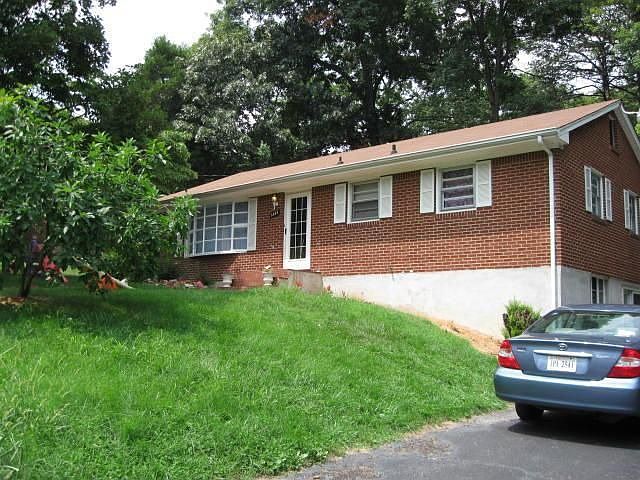1st image of 5089 Youndwood Dr NW